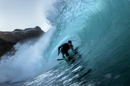 LOFOTEN: Lofoten har levert god surf den siste tiden. Foto: Hallvard Kolltveit Surf Lofoten