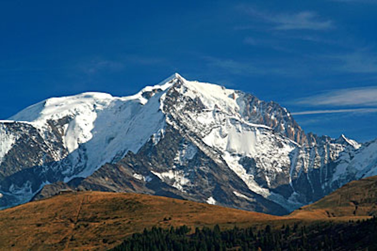 Mount Blanc (4810 moh) i Frankrike. Foto: Wikipedia.org Mount Blanc (4810 moh) i Frankrike. Foto: Wikipedia.org