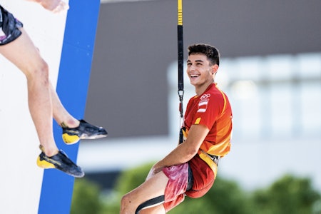 OL-VINNER: 18 år gamle Alberto Ginez Lopez er den første i historien til å vinne OL-gull i klatring. Foto: IFSC/Daniel Gajda 