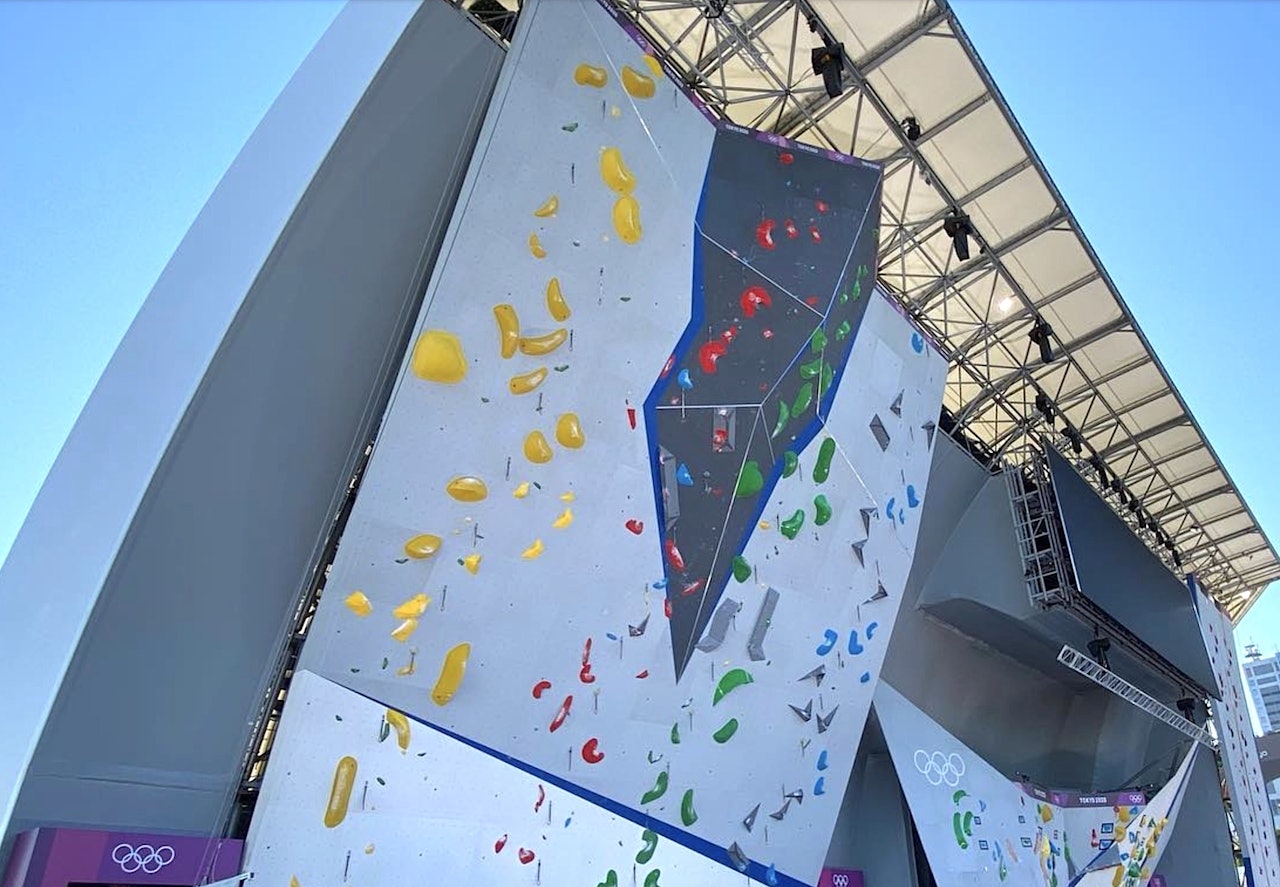 Veggen: Her skal det konkurreres i ledklatring under historiens første klatring-OL. Veggen: Her skal det konkurreres i ledklatring under historiens første klatring-OL.