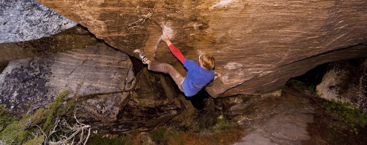 Nalle Hukkataival på Diamanten (8B/+) på Vingsand i Trøndelag. Foto: Eivind Wang Nalle Hukkataival på Diamanten (8B/+) på Vingsand i Trøndelag. Foto: Eivind Wang