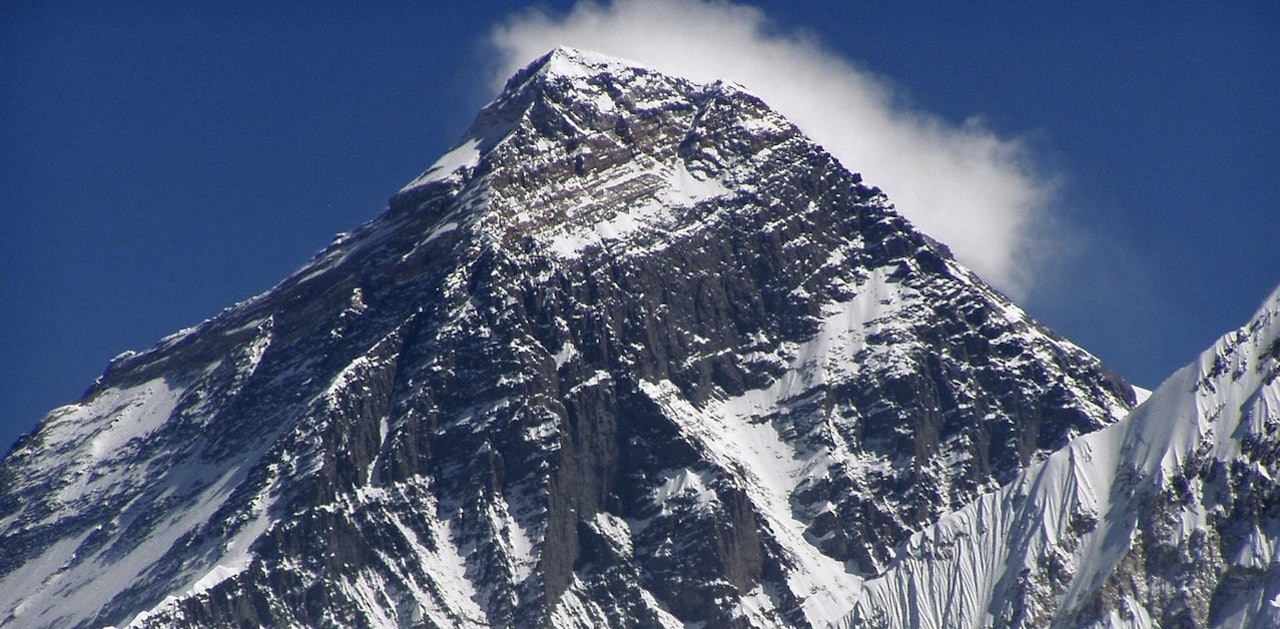 Mount Everest. Foto: Wikipedia Mount Everest. Foto: Wikipedia