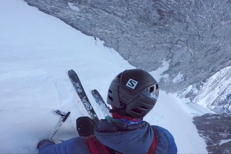 Skjermdump fra Kilian Journes film fra hans nedkjøring av Fivaruta i Romsdalen.  Skjermdump fra Kilian Journes film fra hans nedkjøring av Fivaruta i Romsdalen.