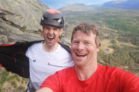 NY REKORD: Lars Mjaavatn og Eivind Nordeide gikk Tyrion (7), Mot Sola (6) og Hægar (6+) på 11 timer og 21 minutter. Nissedal Hægefjell Hægar Tyrion Mot Sola