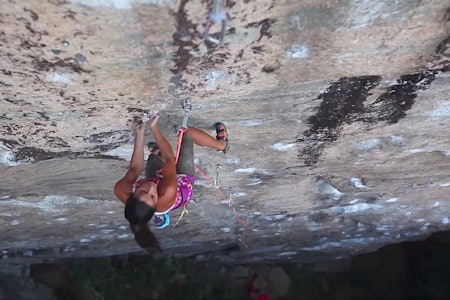 Skjermdump fra filmen (nederst i saken).  Skjermdump fra filmen (nederst i saken).