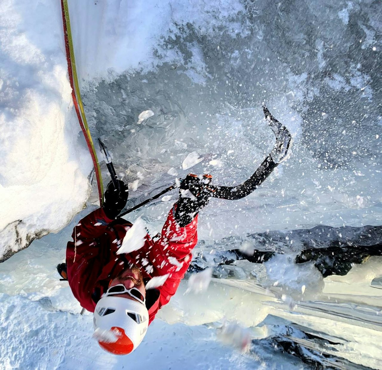 Nikolay Tjøstheim og Jacob Jutrem har vært i Hemsedal og klatra is i helgen. Foto: Jacob Jutrem Nikolay Tjøstheim og Jacob Jutrem har vært i Hemsedal og klatra is i helgen. Foto: Jacob Jutrem