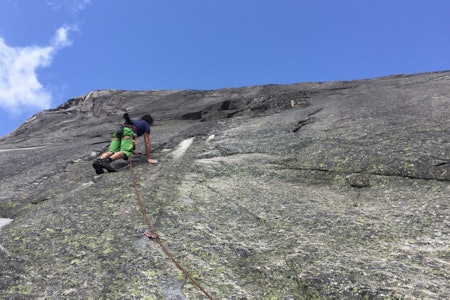 Henning Wang leder på Dragons Tail på Hægefjell. Foto: Dag Hagen Henning Wang leder på Dragons Tail på Hægefjell. Foto: Dag Hagen