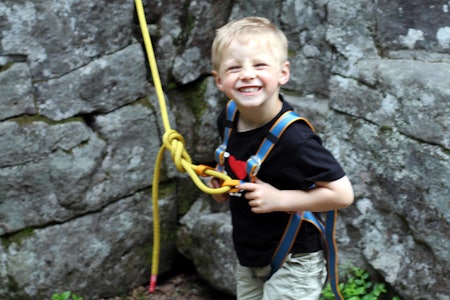 KIDSA BLIR PRIORITERT: Vi regner med at kidsa blir glade når de kan klatre innendørs igjen på barne- og ungdomsgrupper i Oslo. Foto: Tore Meirik KIDSA BLIR PRIORITERT: Vi regner med at kidsa blir glade når de kan klatre innendørs igjen på barne- og ungdomsgrupper i Oslo. Foto: Tore Meirik