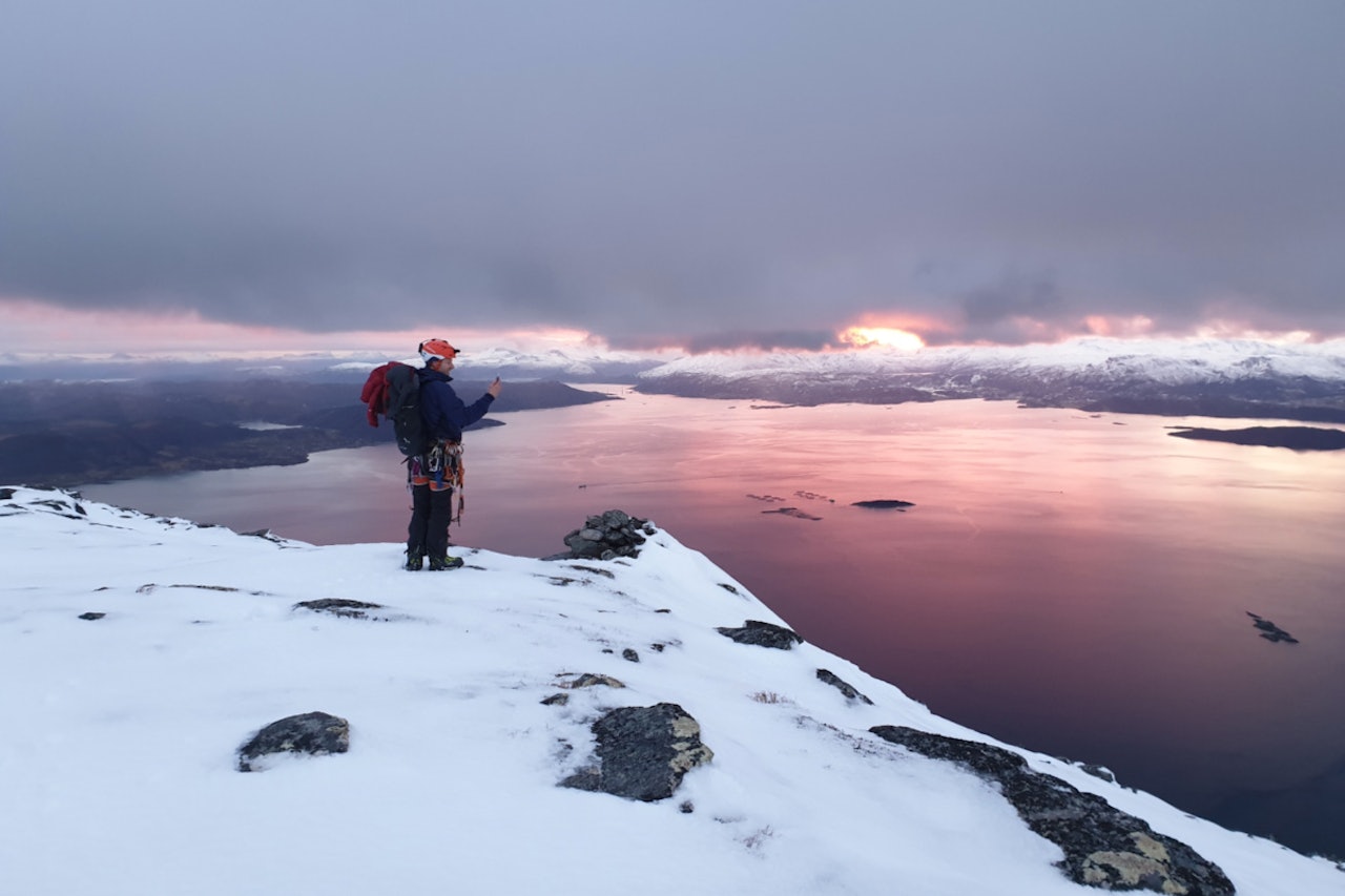 ROLLA: Klassikerne utenfor Harstad ga klatresesongen en fin start. Foto: Odd Magne Fagerland ROLLA: Klassikerne utenfor Harstad ga klatresesongen en fin start. Foto: Odd Magne Fagerland