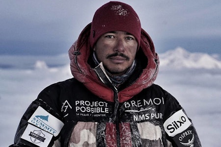 Nirmal Purja vinterbesteg K2 uten oksygen - var viktigere å fremme at det var de 10 nepaleserne som sto sammen på toppen den dagen. Foto: Project Possible / Nirmal Purja Nirmal Purja vinterbesteg K2 uten oksygen - var viktigere å fremme at det var de 10 nepaleserne som sto sammen på toppen den dagen. Foto: Project Possible / Nirmal Purja