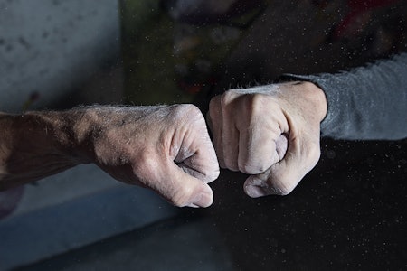 På Klatreverket møtes en gjeng unge 70- og 80-åringer flere ganger i uken. Foto: Hanna Jordan På Klatreverket møtes en gjeng unge 70- og 80-åringer flere ganger i uken. Foto: Hanna Jordan