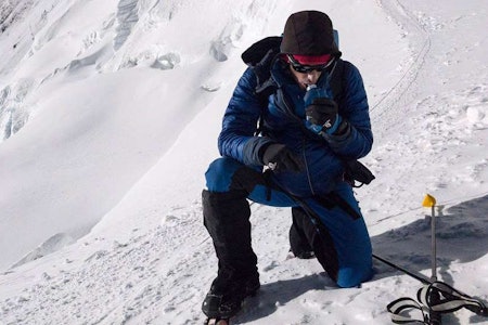 Killian Jornet på vei opp mot toppen av Mount Everest (8848 moh). Foto: Foto: Kilian Jornet/Summits of my life Killian Jornet på vei opp mot toppen av Mount Everest (8848 moh). Foto: Foto: Kilian Jornet/Summits of my life