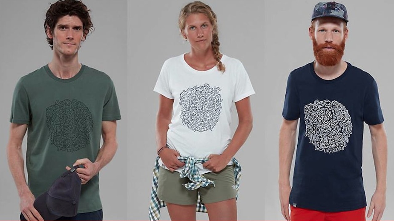 T-skjorte med Chris Reddys kunst på fås i tre farger. Bilde fra Northface.fr