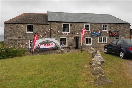 Count House i Cornwall, et 200 år gammel hus på toppen av Cornwall sine fineste granittklippe, Bosigran. Count House i Cornwall, et 200 år gammel hus på toppen av Cornwall sine fineste granittklippe, Bosigran.