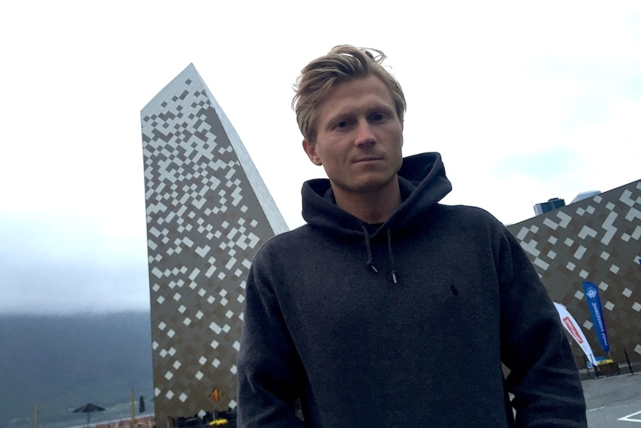 Magnus Midbø foran Norsk Tindesenter på Åndalsnes. Foto: Dag Hagen Magnus Midbø foran Norsk Tindesenter på Åndalsnes. Foto: Dag Hagen