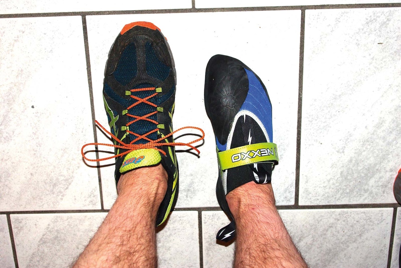 Trange sko: Veldig trange klatresko er svært belastende på tær, ledd og sener. Foto: Gudmund Grønhaug.