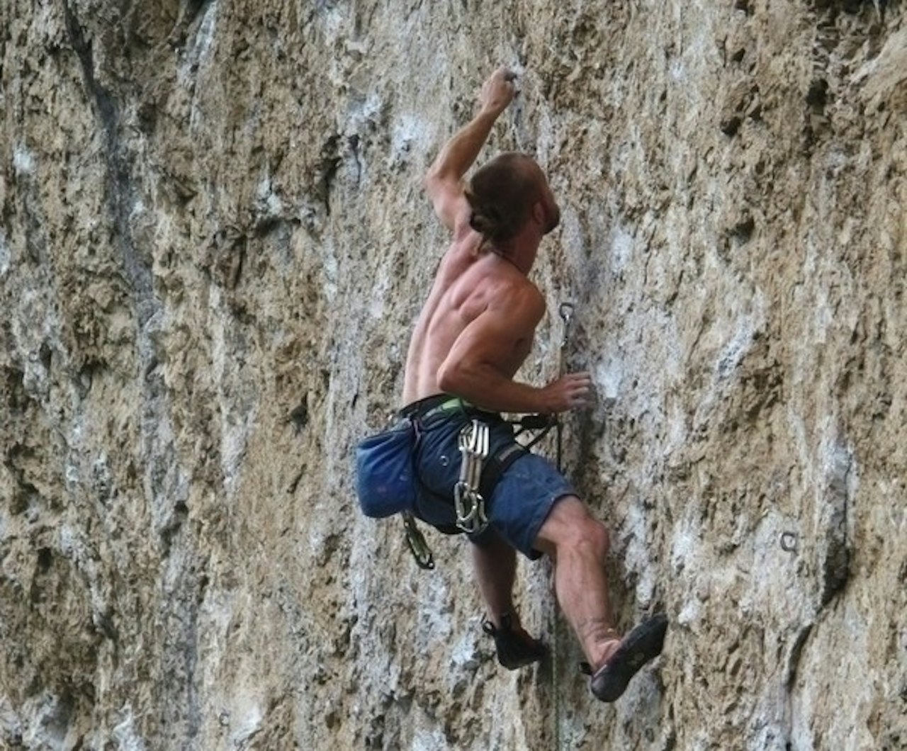 ITALIA: Christer klatrer på Massone, Arco, i 2010. Foto: Vibeke Sandemo 