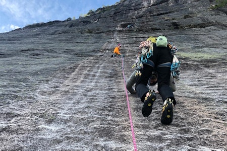 VEKKER ENGASJEMENT: Artiklene om via ferrata-planene på Andersnatten dominerer totalt listen over de mest leste sakene på norsk-klatring.no i oktober. Arkivfoto: Thomas Horgen Via ferrata andersnatten klatring