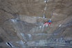 RECOVERY DRINK: Tom Randall på et av verdens hardeste riss: Recovery Drink (8c+) i Jøssingfjord. Foto: Mike Hutton