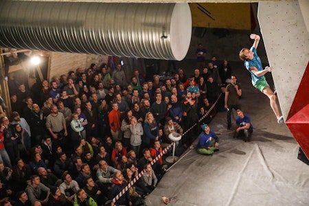 Jon-Pål Hamre i aksjon under nordisk mesterskap arrangert på Trondheim Klatresenter. Foto: Mattis Husby