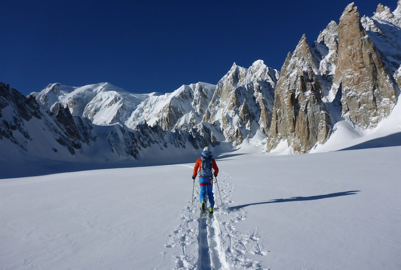 På vei til innsteget på Rebuffat-Couloiren. Foto: Signar Andre Nilsen På vei til innsteget på Rebuffat-Couloiren. Foto: Signar Andre Nilsen