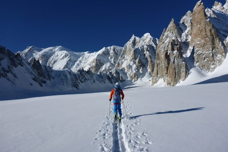 På vei til innsteget på Rebuffat-Couloiren. Foto: Signar Andre Nilsen På vei til innsteget på Rebuffat-Couloiren. Foto: Signar Andre Nilsen