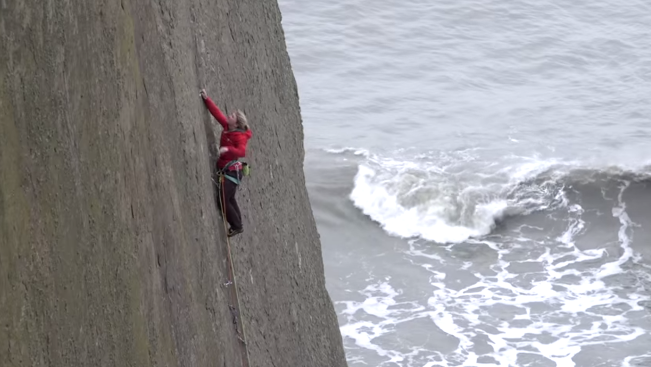 Skjermdump fra filmen. Skjermdump fra filmen.