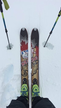 Med skia på beina på rundt 1400 moh. Foto: Andreas Strand Helland