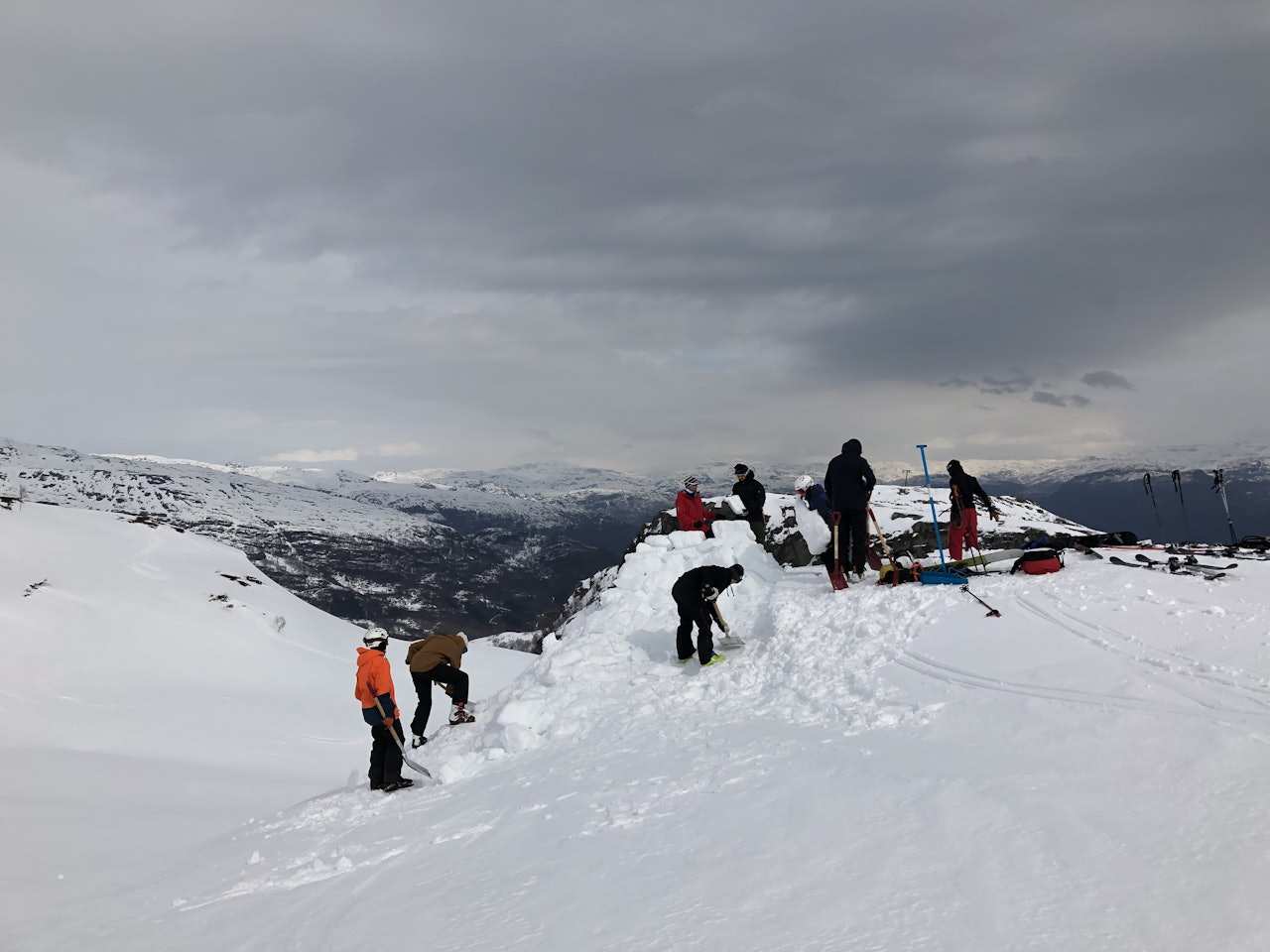 Hoppbygging i Sauda. Foto: Trond Carsten Øye Hoppbygging i Sauda. Foto: Trond Carsten Øye