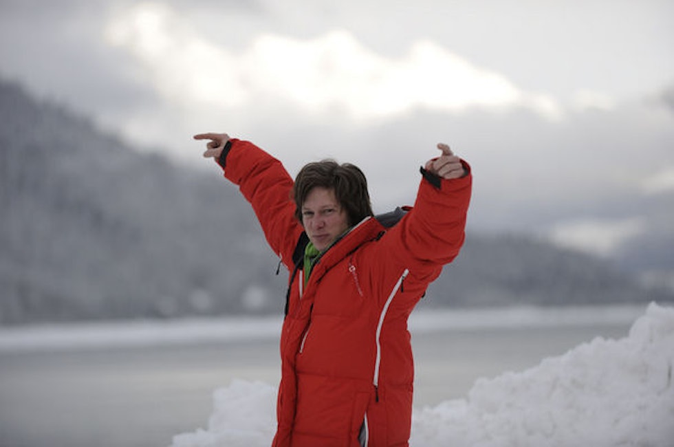 Åsmund Thorsen er flyveklar, ved Kinbasket Lake. Bilde: Endre Løvaas