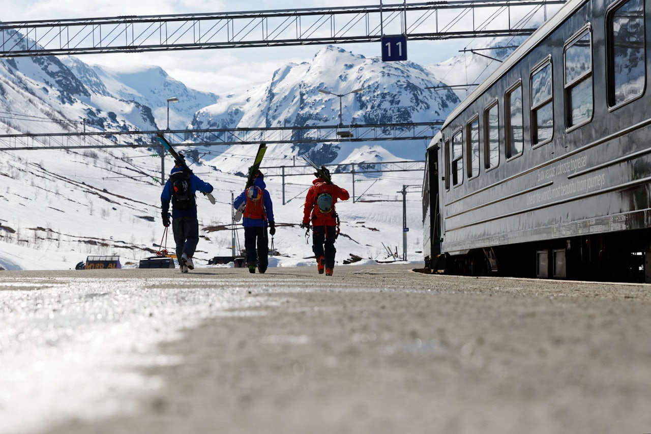 Vi vil bare presisere at alle får full refusjon dersom vi må avlyse High Camp Vatnahalsen. Vi vil bare presisere at alle får full refusjon dersom vi må avlyse High Camp Vatnahalsen.