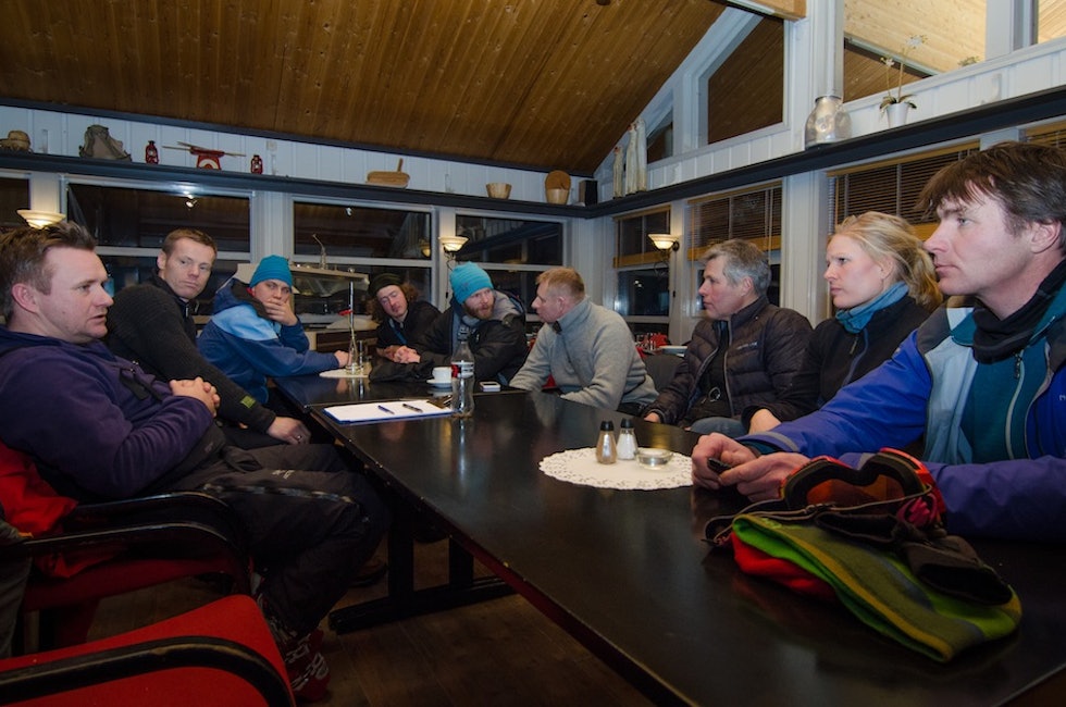 I BEREDSKAP: Bård Henning Midtbøen (t.v.), Tor Olav Nystog (t.h.) planlegger vinteren sammen med resten av skredgruppa. Foto: Magnus Tjønn