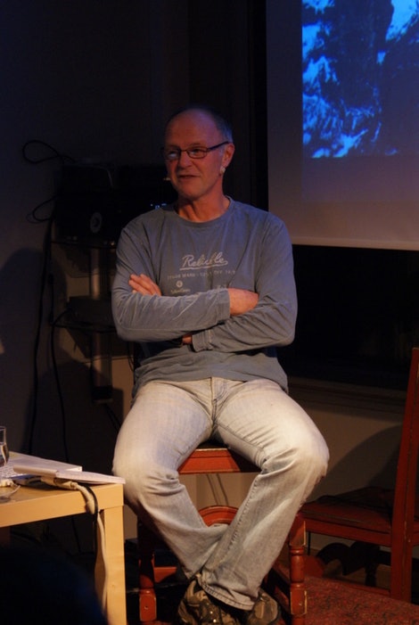 Stålkontroll. Det var tydelig at Stein P. Aasheim hadde holdt et par foredrag i løpet av sitt liv. Foto: Silje Kampesæter Stålkontroll. Det var tydelig at Stein P. Aasheim hadde holdt et par foredrag i løpet av sitt liv. Foto: Silje Kampesæter