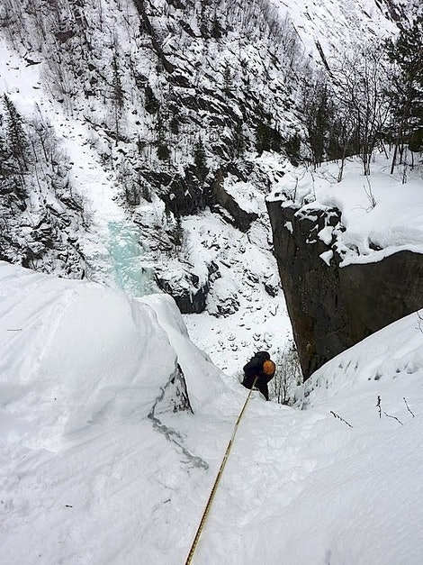 Rapell ned fra Sabotørfossen. Foto: Erik Neergaard