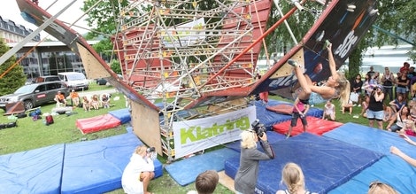 Sasha Digiulan under buldrekonkurransen på Veko 2010. Foto: Dag Hagen Sasha Digiulan under buldrekonkurransen på Veko 2010. Foto: Dag Hagen