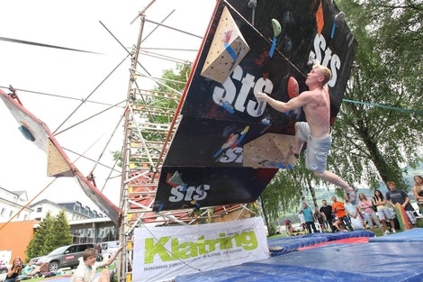 Magnus på et av de harde bulderne. Foto: Dag Hagen Magnus på et av de harde bulderne. Foto: Dag Hagen