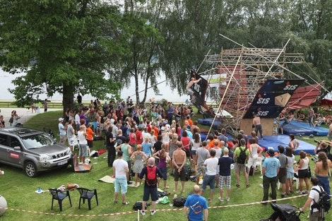 Magnus Midtbø flasher et av finaleproblemene. Foto: Dag Hagen Magnus Midtbø flasher et av finaleproblemene. Foto: Dag Hagen