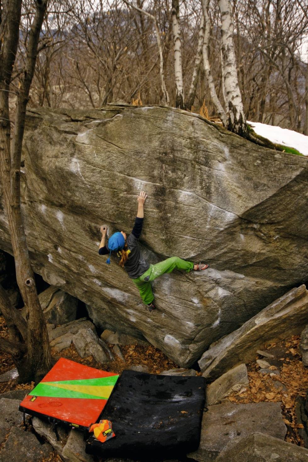 FINE FARGER: Therese på Le Pilier (8A) i Chironico i Sveits i 2010. Foto: Henning Wang