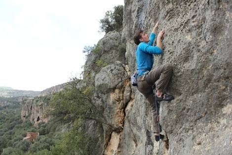 Kristoffer Broen på Silvies Secret (5c), sektor Right cave. Foto: Hans-Johan Norstrand Kristoffer Broen på Silvies Secret (5c), sektor Right cave. Foto: Hans-Johan Norstrand