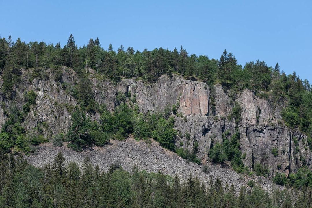 Det er i tradisjonsrike Østveggen på Kolsås dette prosjektet foregår nå. Foto: Istvan Virag kunstprosjekt-i-oestveggen-paa-kolsaas-crop1280