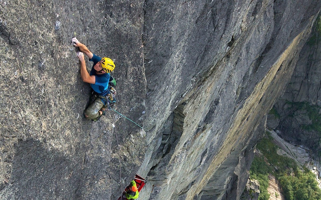 Er Sindre Sæther den beste nålevende klatreren? Her på Kjerag. Foto: Henning Wang Er Sindre Sæther den beste nålevende klatreren? Her på Kjerag. Foto: Henning Wang
