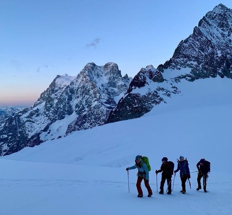 ALPIN START: Fra en av de tidligere samlingene arrangert av Women's Alpine Adventure Club. alpinestart