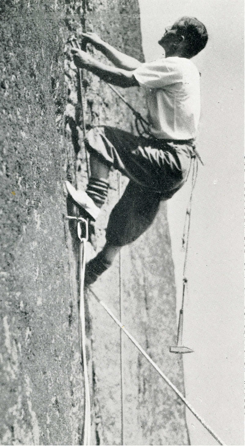 Teknisk: Bolteklatring på Bolterisset (6) i Østveggen. Foto: Fra Friluftsboka (1941)
