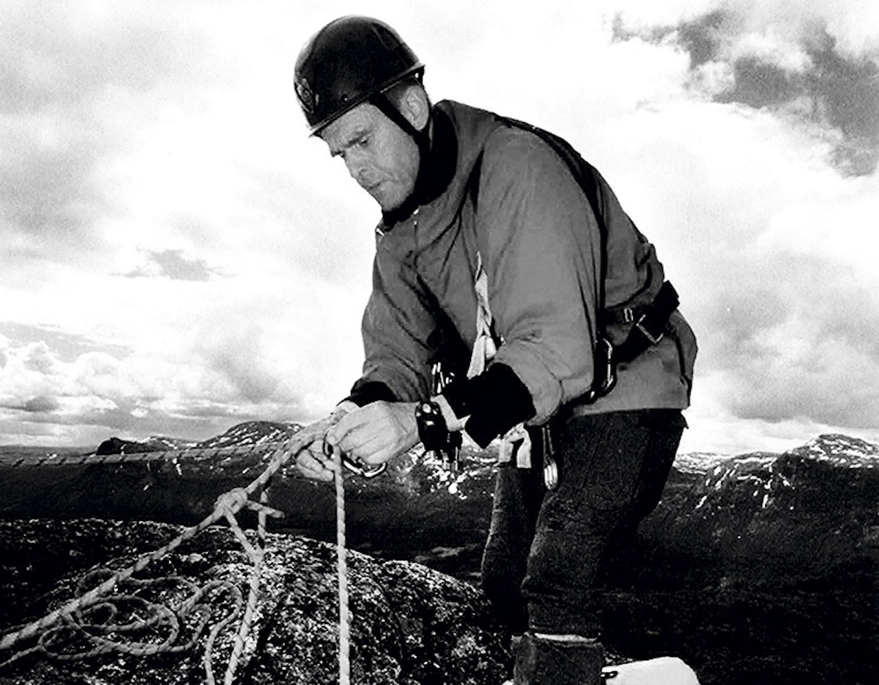 MØT: Tindevegleder og fjellnestor Nils Faarlund. MØT: Tindevegleder og fjellnestor Nils Faarlund.