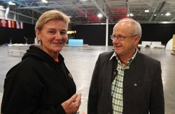Generalsekretær i Klatreforbundet Kari Vanebo sammen med sjefen i IFSC Helmut Knabel. Foto: Dag Hagen Generalsekretær i Klatreforbundet Kari Vanebo sammen med sjefen i IFSC Helmut Knabel. Foto: Dag Hagen