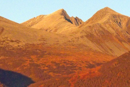 Klauva ved Isfjorden. Foto: Iver Gjelstenli Klauva ved Isfjorden. Foto: Iver Gjelstenli