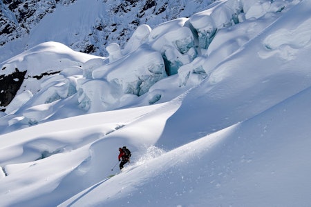 Bergsetbreen. Foto: Bjørnar Bjørhusdal. / Toppturar i Sogn. Bergsetbreen. Foto: Bjørnar Bjørhusdal. / Toppturar i Sogn.