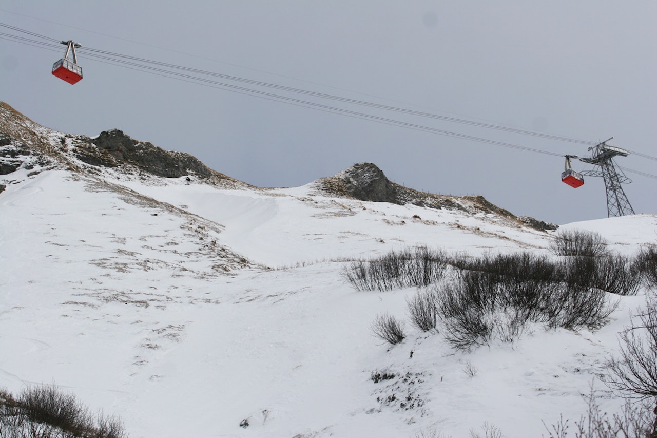 OMKOM: En 23 år gammel mann omkom i et skred i Engelberg, i frikjøringsområdet Wäng-Schlächtismatt. Foto: Tore Meirik Snøskred Engelberg
