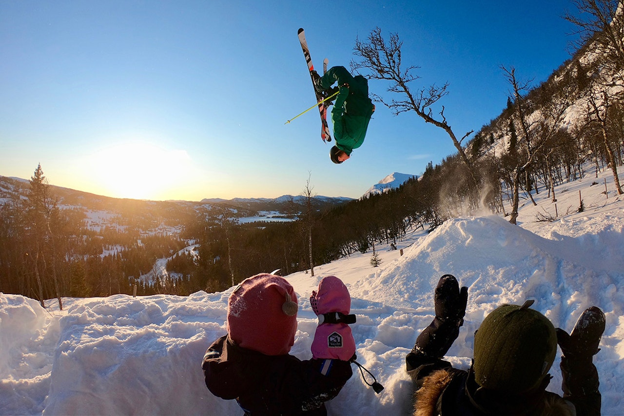 ANDERS BACKE: Skistjerna Anders Backe er blant deltakerne i ukens helgebilde. Foto: Kristian Magnus Grøterud ANDERS BACKE: Skistjerna Anders Backe er blant deltakerne i ukens helgebilde. Foto: Kristian Magnus Grøterud