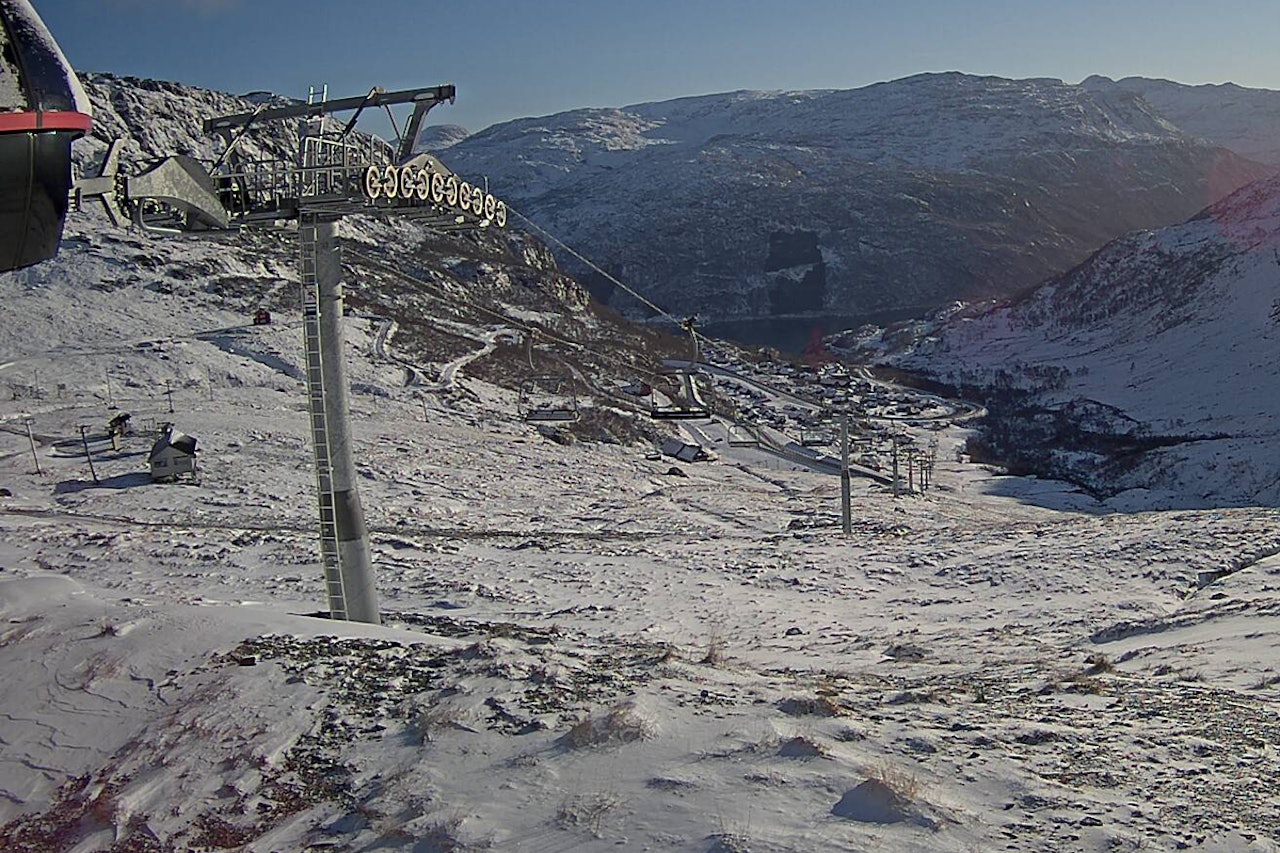 SNØ: Slik ser det ut i Røldal fredag formiddag. Foto: Røldal Røldal